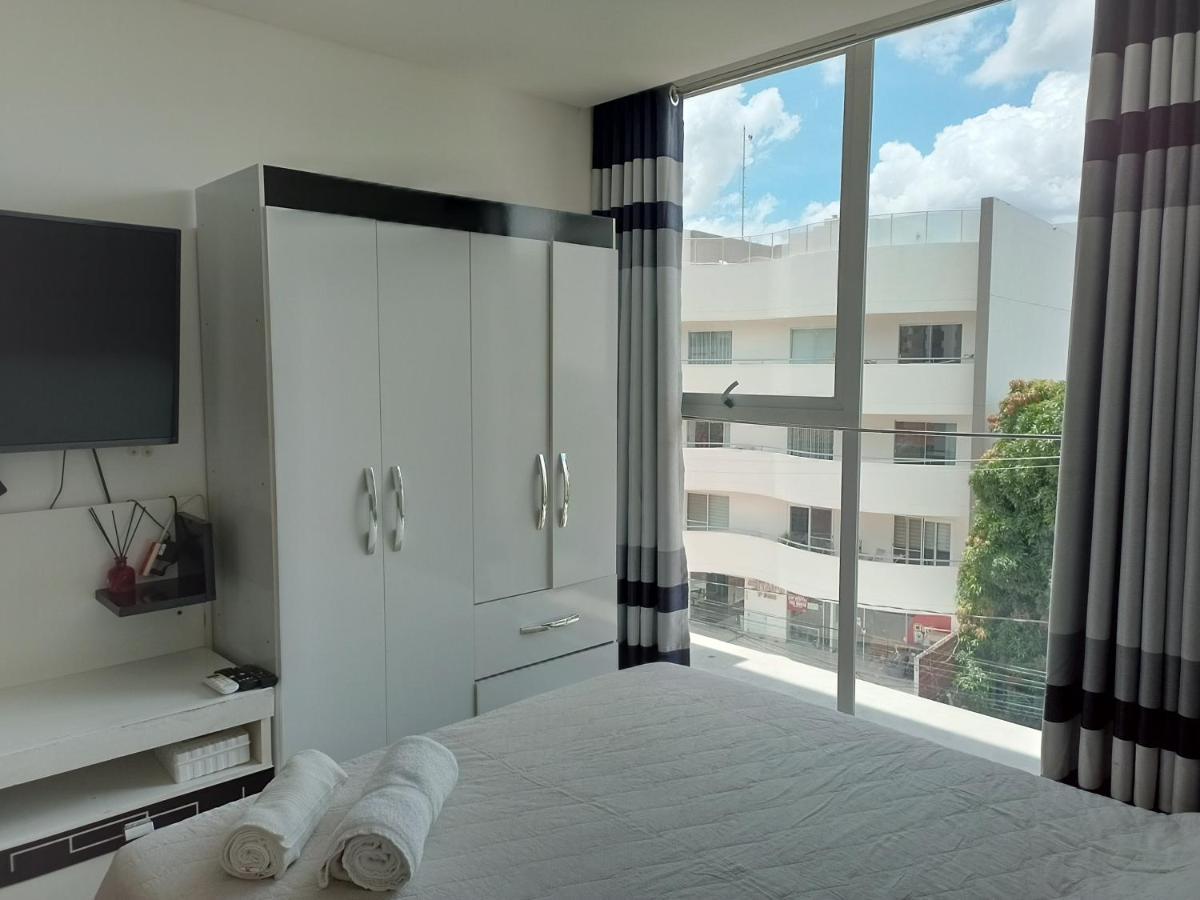 Bamboo Apartamento Monoambiente-Frente A Mall Ventura Санта Крус де ла Сиера Екстериор снимка